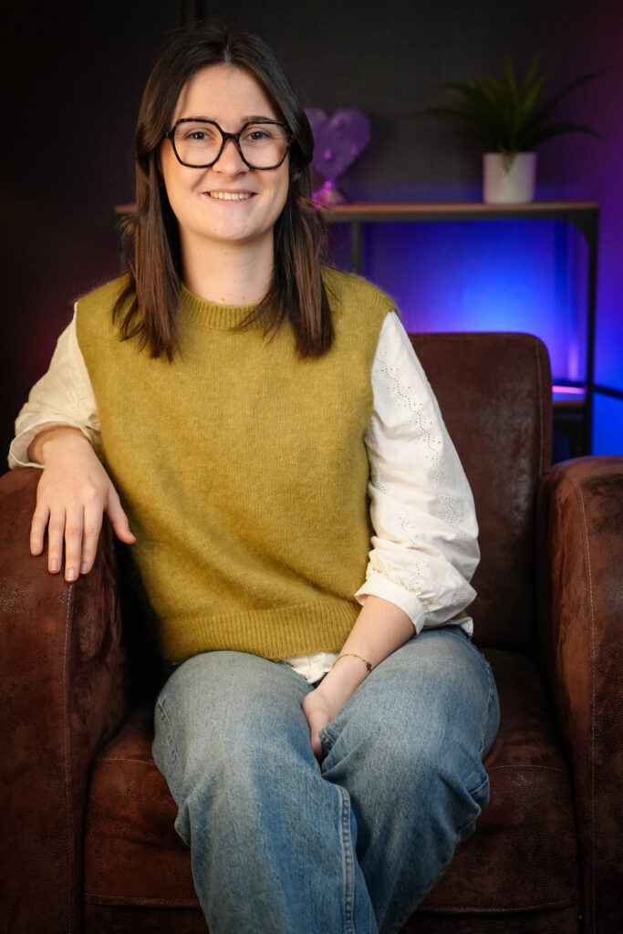 Juliette - Chargée de production & communication de l'Agence ACA Production.